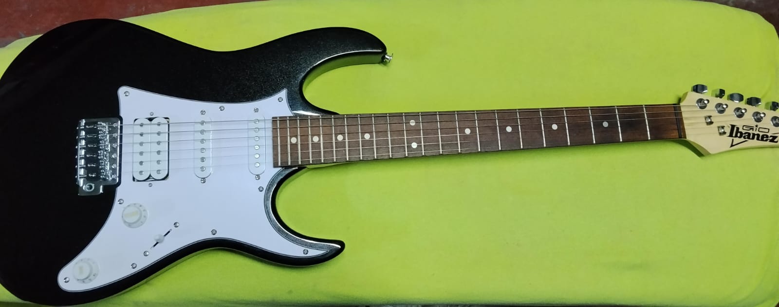 Guitarra eléctrica GRX40-BKN